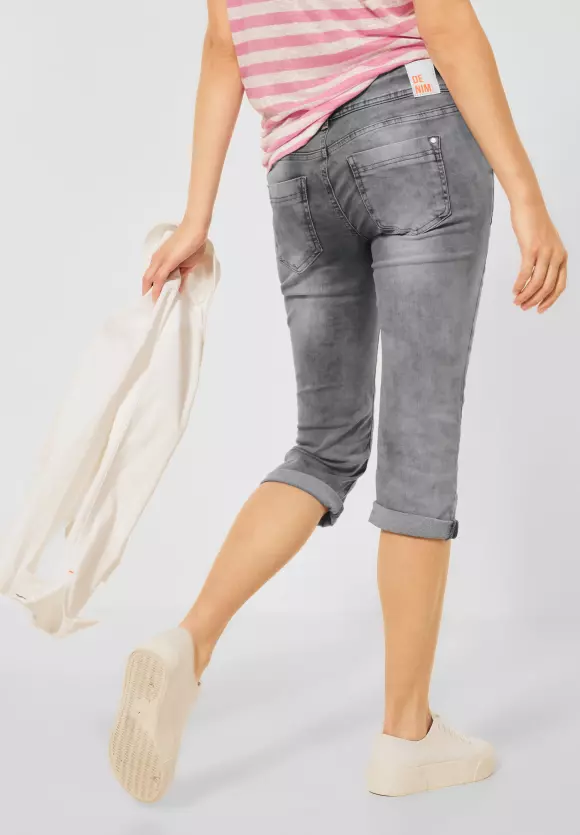 Dámske jeans QR-Crissi 3/4 - Street One - VALENTÍN